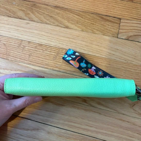 Min & Mon Francis green leather wallet with all over eyes embroidery - Picture 6 of 6